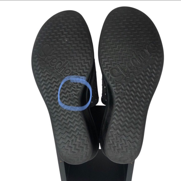 Skechers Memory Foam black wedge sandals with decorative uppers - Picture 9 of 10